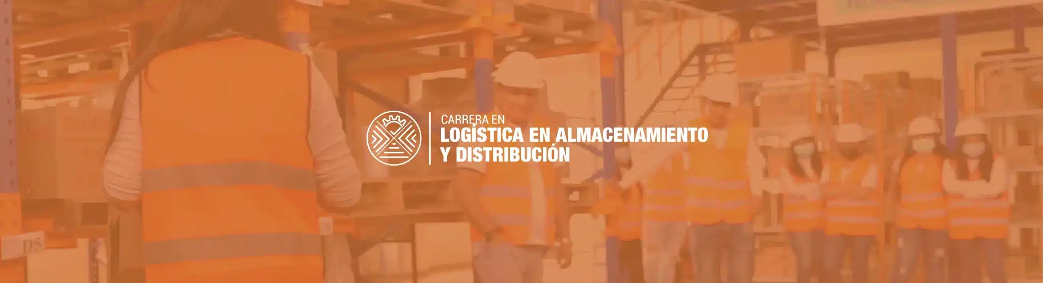 imagen de estudiantes de la carrera de logística en almacenamiento y distribución en una de nuestras empresas formadoras